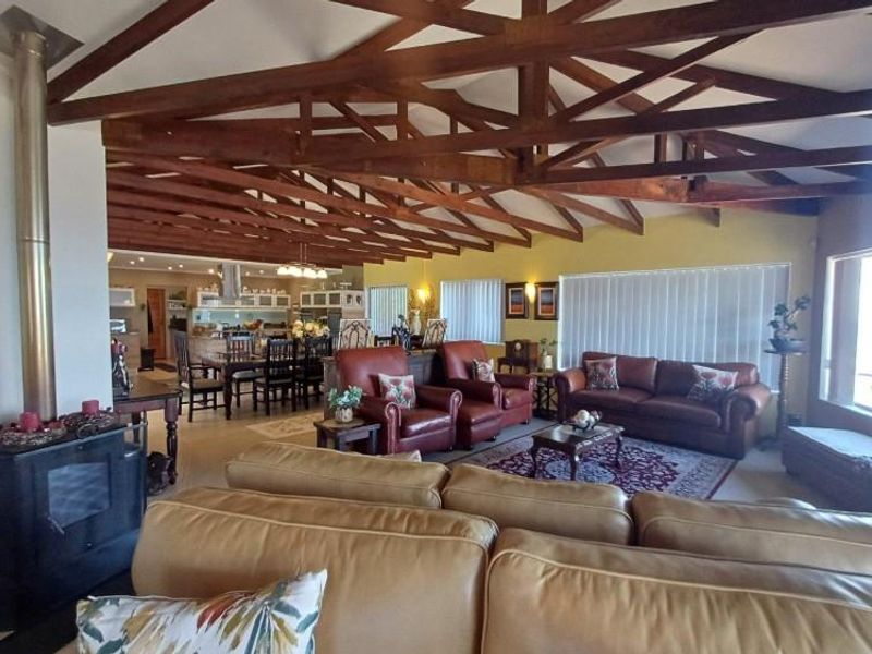 3 Bedroom House for Sale in Dana Bay - Photo 4