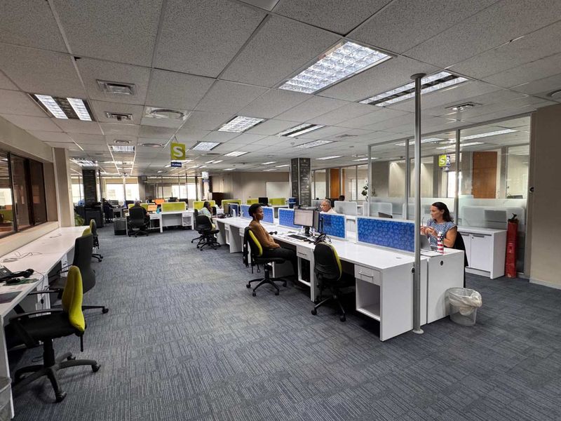 AAA-Grade Full-Floor Office De Waterkant - Photo 6