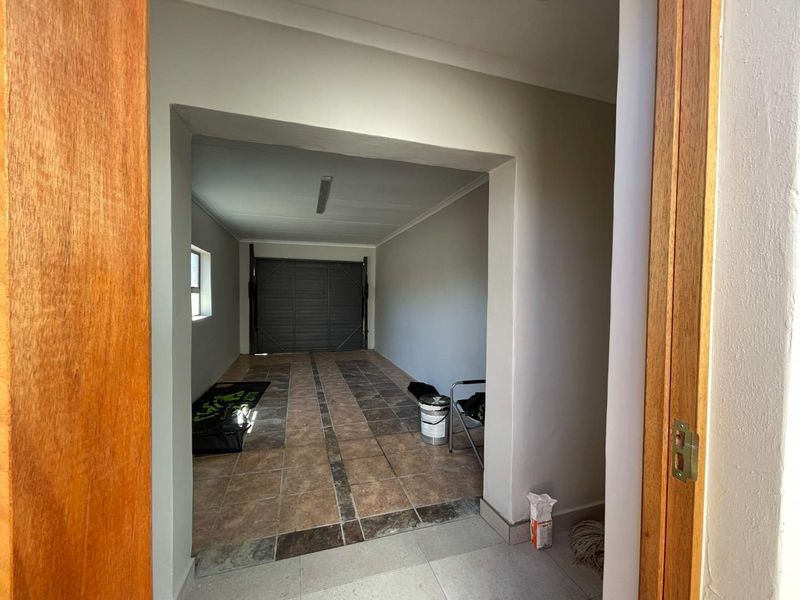 Newly Renovated 3 Bedroom Luxury Home For Sale in Hartenbos Central - Photo 9