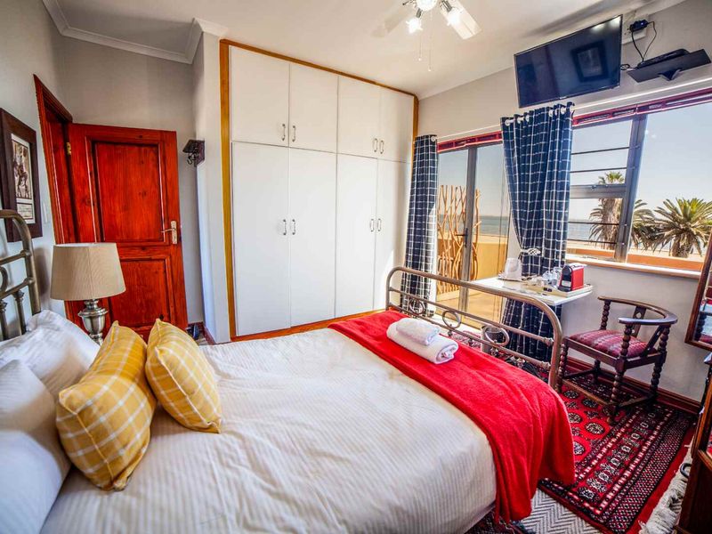 LAGOON FRONT BEAUTY - Photo 10