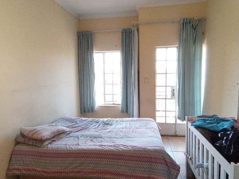 1 Bedroom apartment in NORKEM PARK EXT 2 - Photo 4