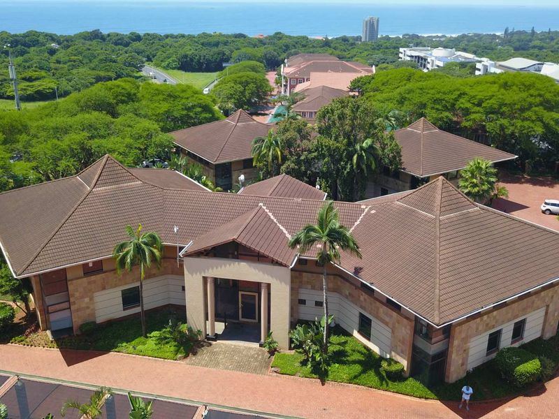 377 m2 Office to Let in La Lucia | Two Open-Plan Wings - Photo 10