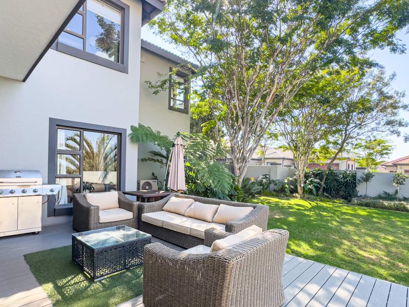 Gem of a family home in Midlands Estate - Photo 3