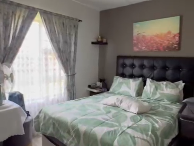 Alberton 3 Bedroom Apartment For Sale in Alberstdal - Photo 9