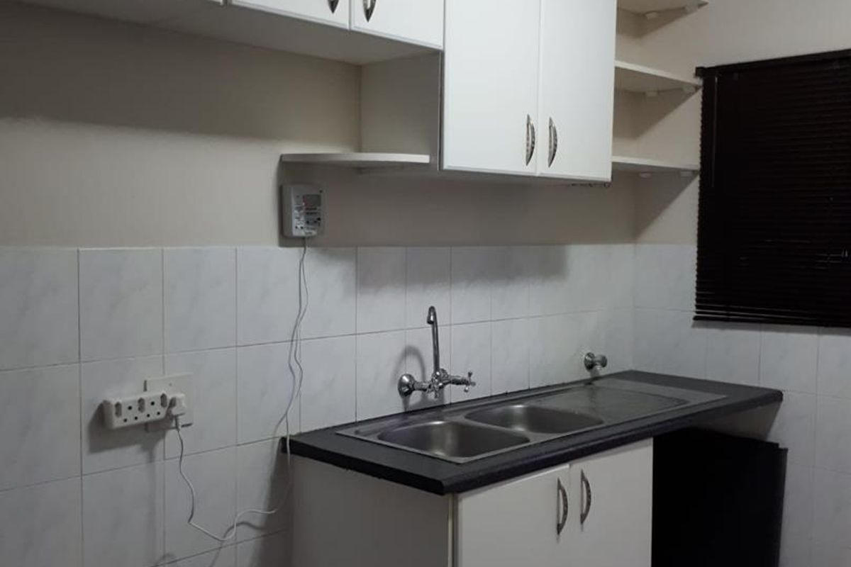 Own a Cozy 2-Bed Apartment in Central New Germany Today! - Photo 5