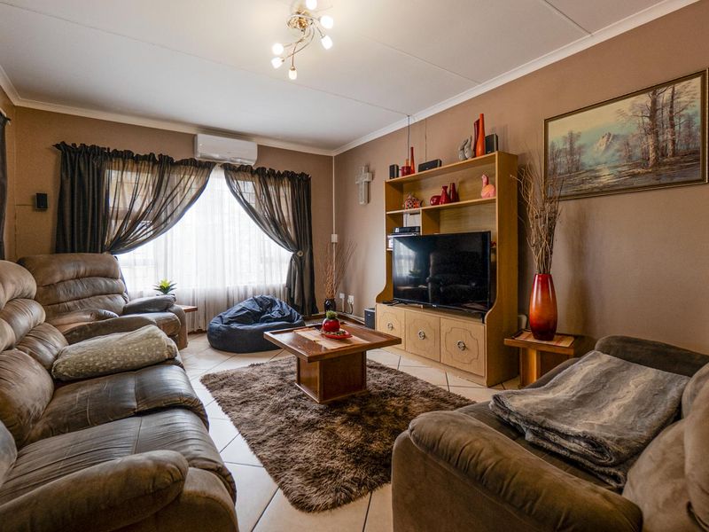 Secure with an income generating flatlet - Photo 10