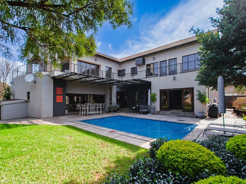 Tri Mandate - Golfcourse living! - Photo 9