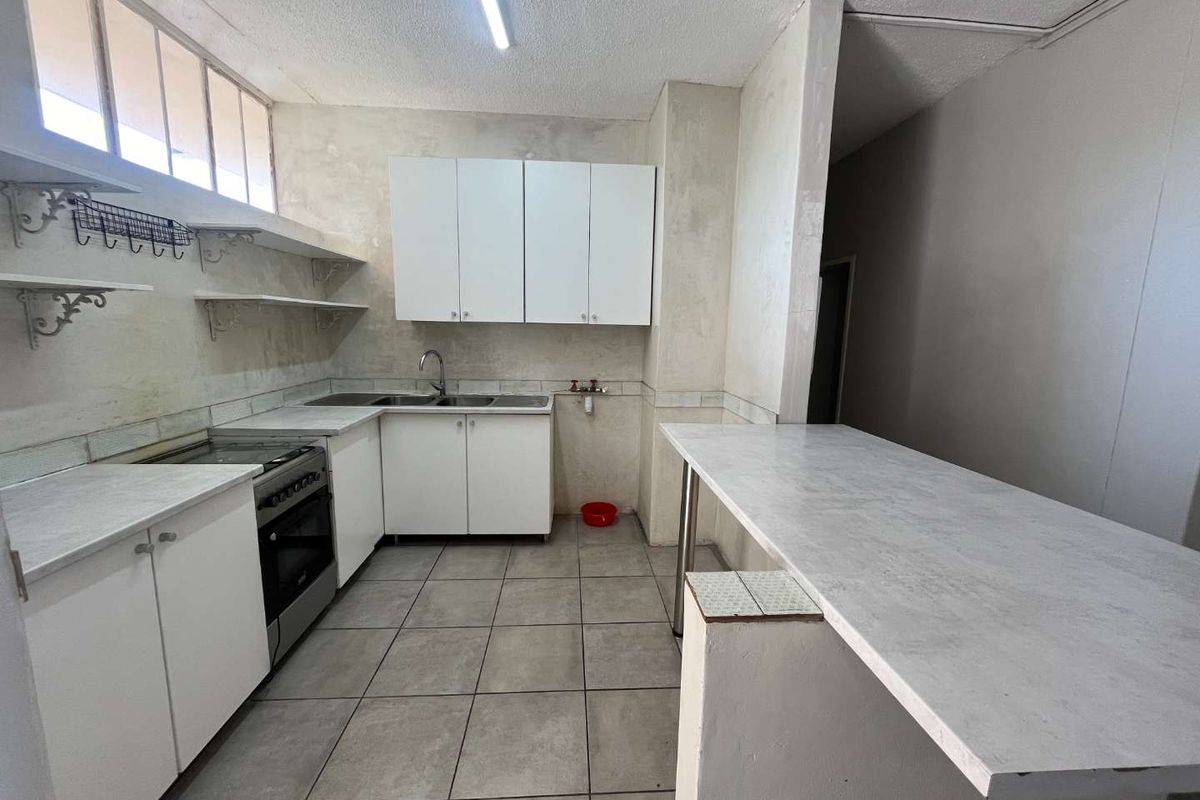 Modern 2-Bedroom Apartment with Scenic River Views – Excellent Investment Opportunity - Photo 3