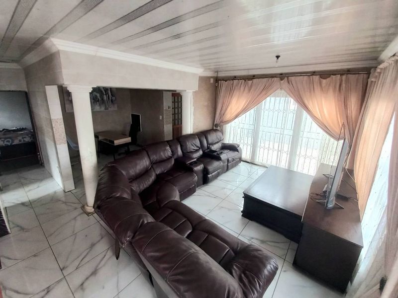 Three bedrooms house for sale in Lotus Gardens - Photo 7