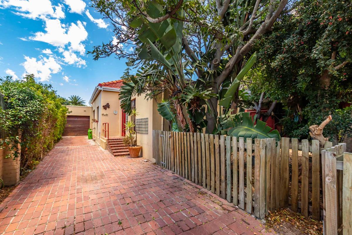 OPPORTUNITY KNOCKS - Photo 3