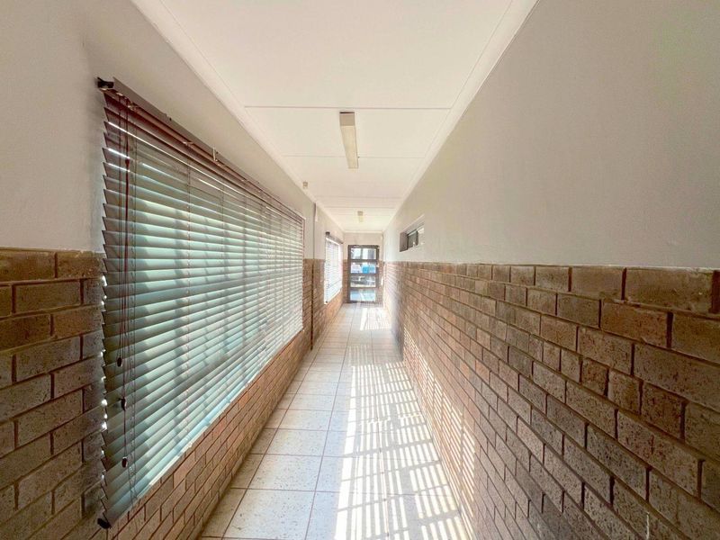Industrial Property For Sale in Durban North/Briardine - Photo 6