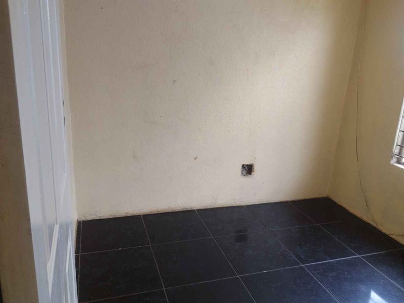 4 bedrooms house for sale in Soshanguve BB - Photo 10