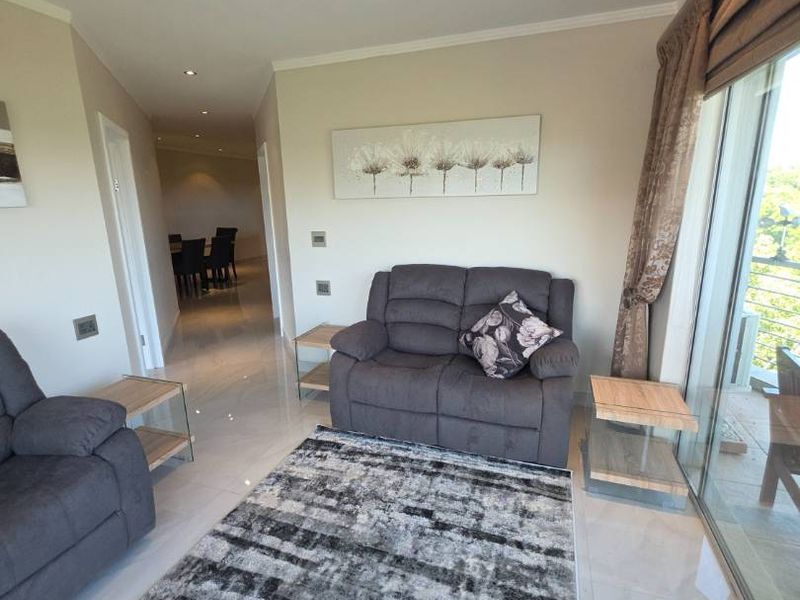 MAGNIFICENT FULLY FURNISHED 2 BED APARTMENT IN SANDHURST - Photo 7