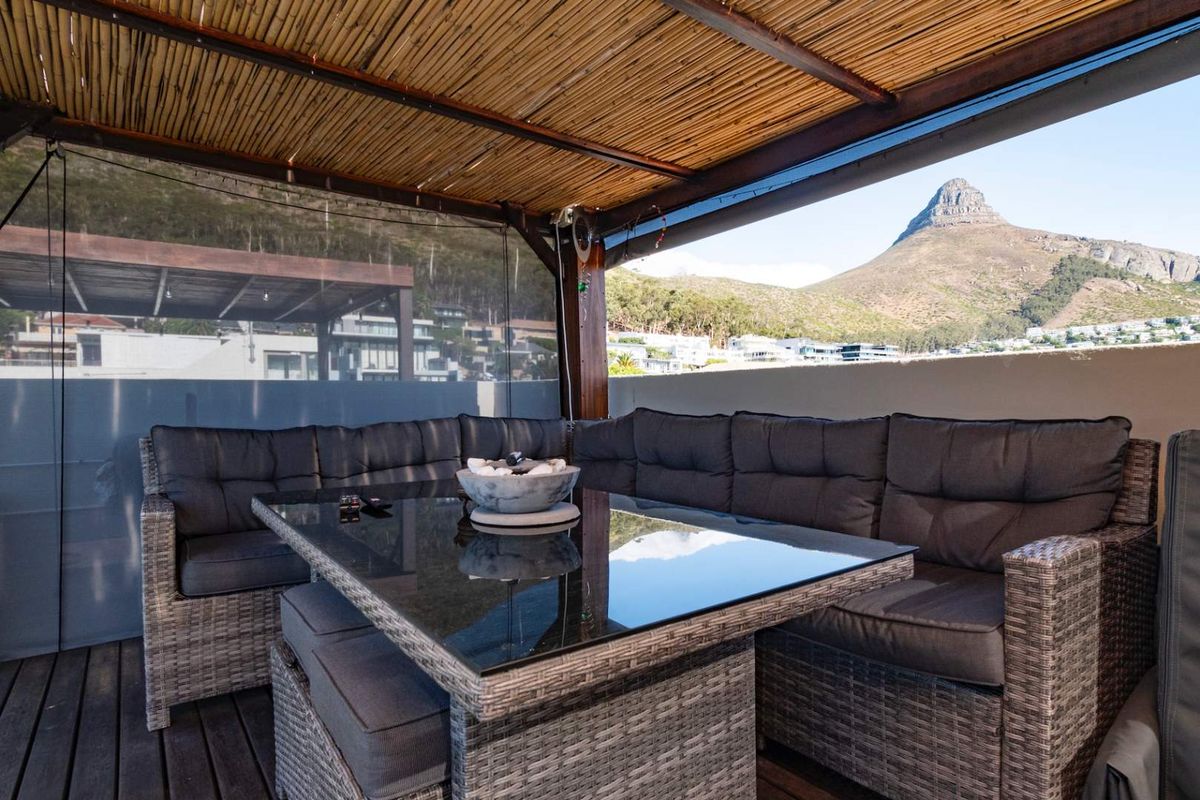 Top floor apartment, private roof terrace and amazing views - Photo 4