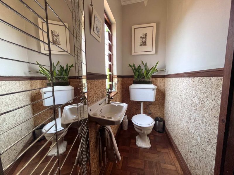 Hendra - Elegant Colonial Home Offering Space, Style & Versatile Living in Prime Durban North - Photo 9