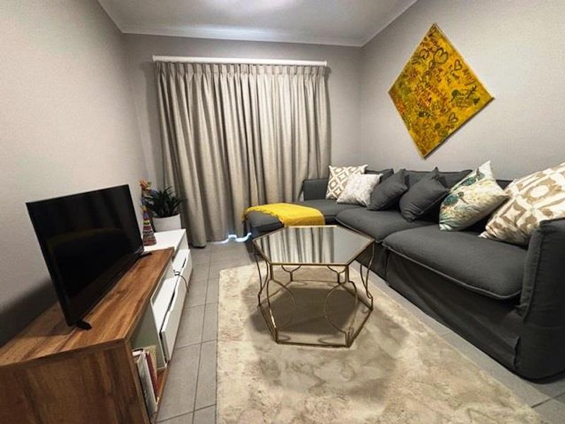 Modern 2 Bedroom Apartment for Rent in Waterfall, Hillcrest - Photo 1