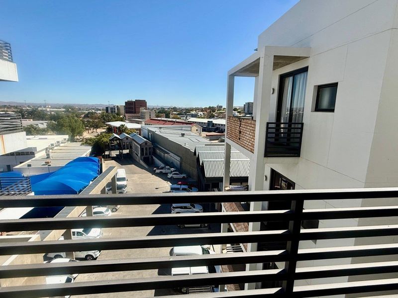 SOUTHERN INDUSTRIAL WINDHOEK - NS1 350 000 - CC - Photo 9