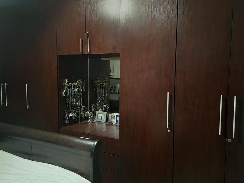 2 bedroom Airbnb 1 bathroom apartment - Photo 8