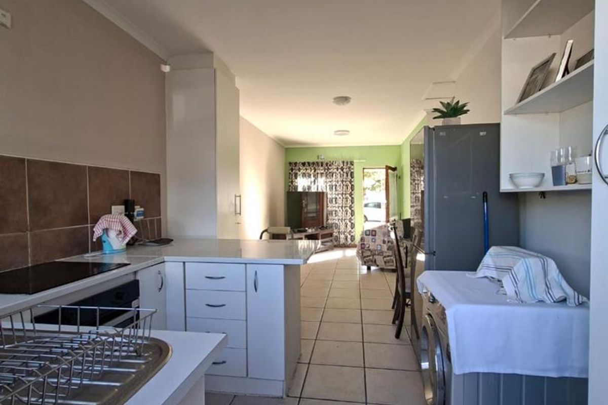 Comfortable Living in a Secure and safe Estate - The Perfect Starter Home - Photo 3