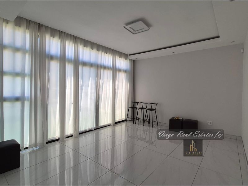 🏡 LUXURY 4 BEDROOM HOUSE PLUS 2 BEDROOM FLAT MOUNTAIN-VIEW LIVING IN KLEINE KUPPE 🌄 - Photo 5