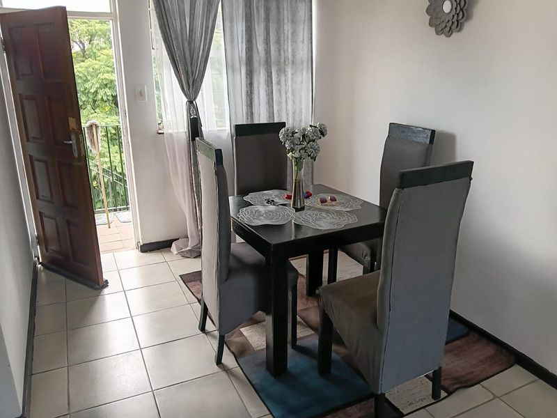 3 Bedroom Flat in Paarl Flats in Arcadia - Photo 6