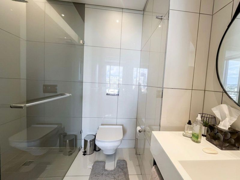 FULLY FURNISHED APARTMENT AT THE CAPITAL AVAILABLE - Photo 8
