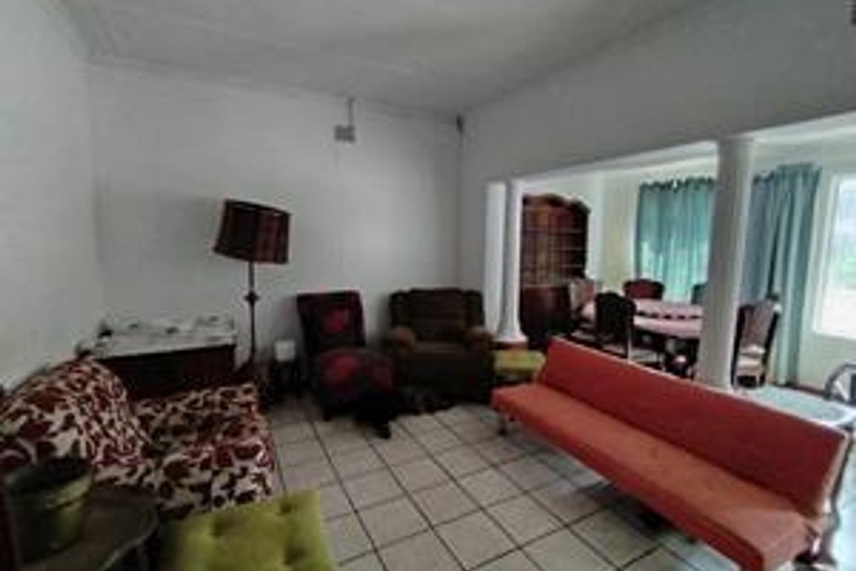 Three bedroom house for sale close to central Nelspruit - Photo 4