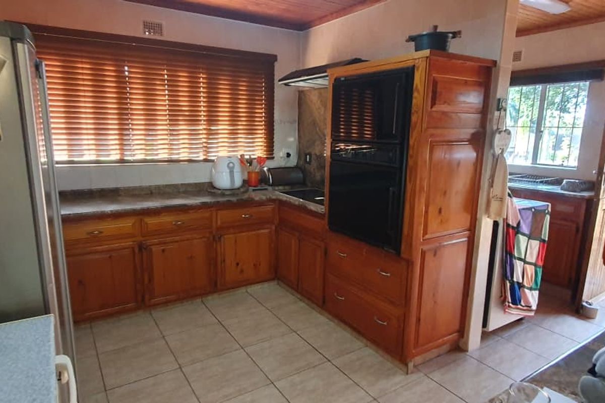 Your Ultimate Family Entertainer Awaits! - Photo 2