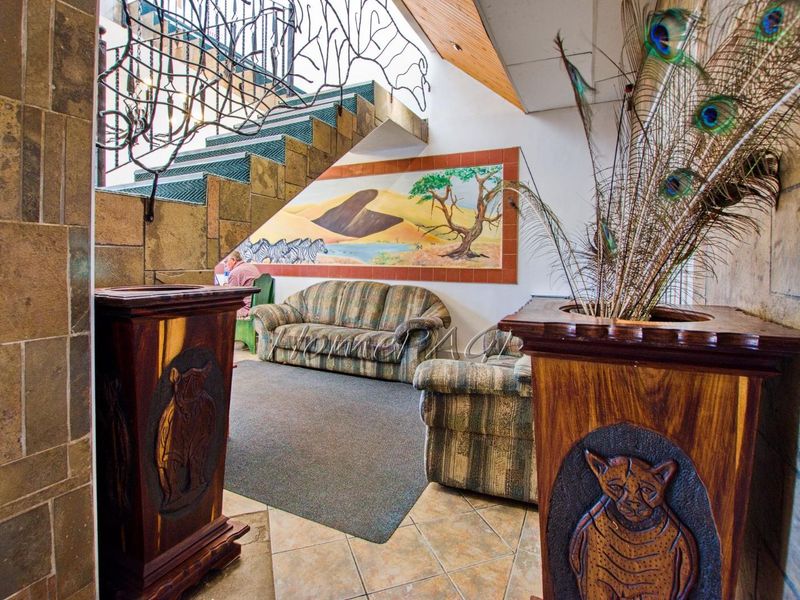 Lagoon, Walvis Bay:  18 Bedr Guesthouse is for Sale - Photo 3