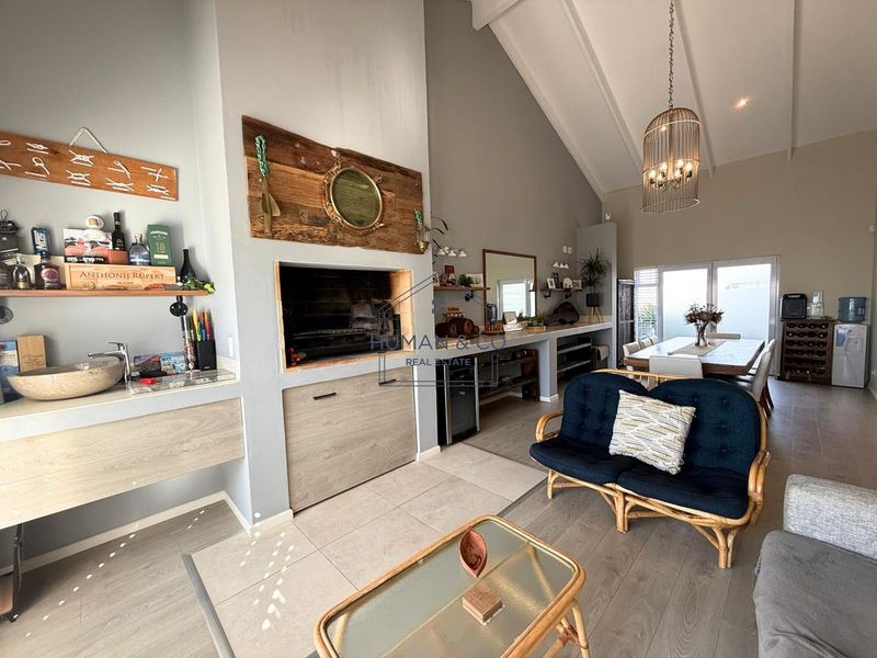 Modern and elegant 3-bedroom Home in Meersig - Photo 5