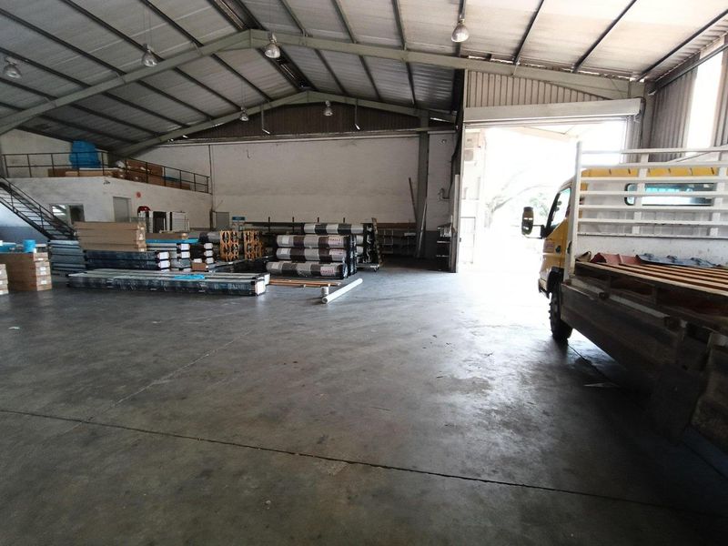 Two Warehouses | Yard | Super-Link Access - Photo 5