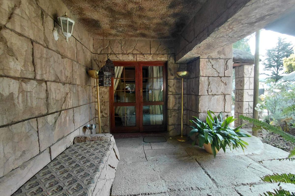 Fully-Equipped Guest House For Sale - Photo 3