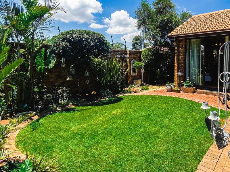 Only Once a While ... - Photo 2