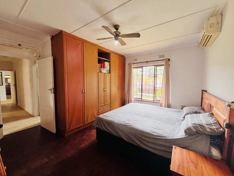 Hendra - Family Living with Income Potential in Sought-After Glen Anil - Photo 10