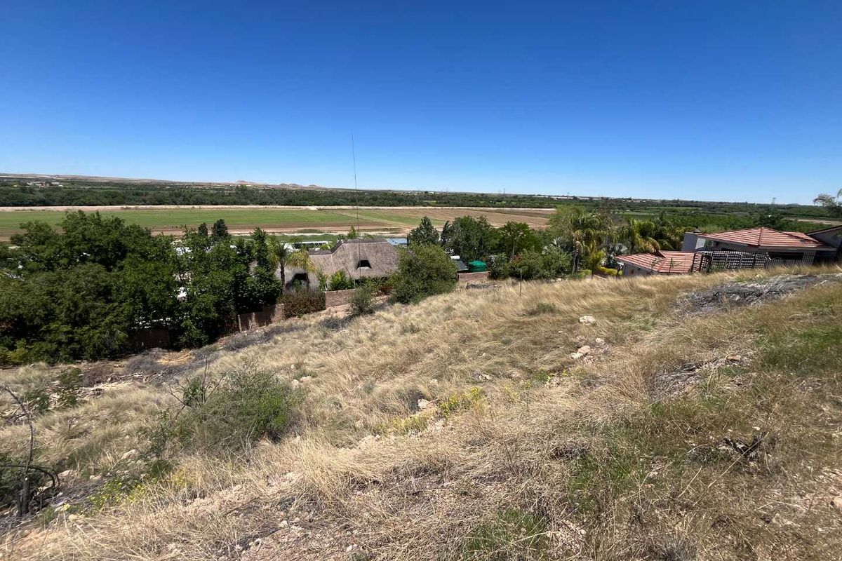 Vacant Stand for Sale in a Prime Location - Photo 3