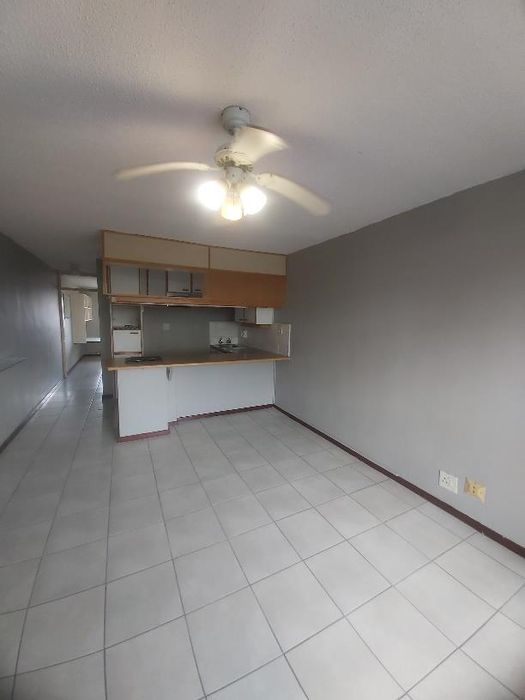Property #2390924, Apartment For Sale in Hatfield