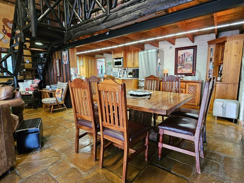 Stay in a Bushveld Lodge right here in the City - Photo 6