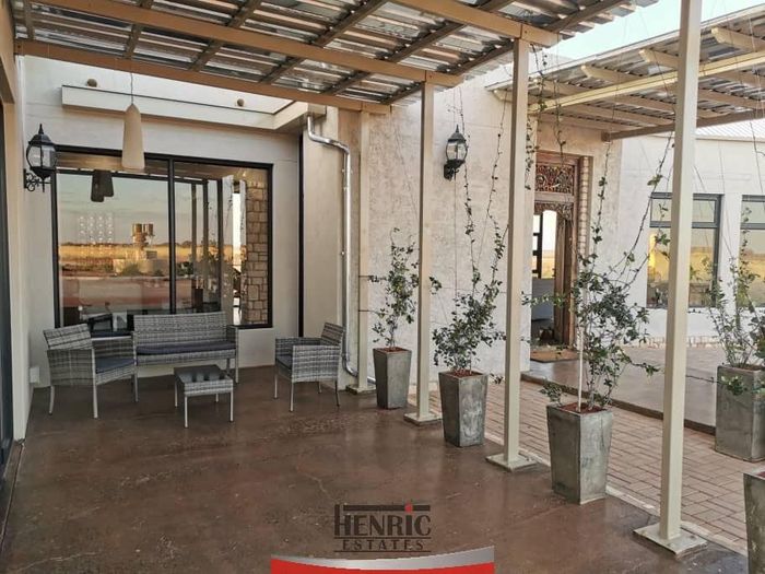 Property #2414716, Guest House For Sale in Stampriet Central