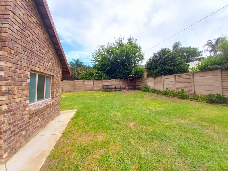 Four bedrooms house for sale in Suiderberg - Photo 7