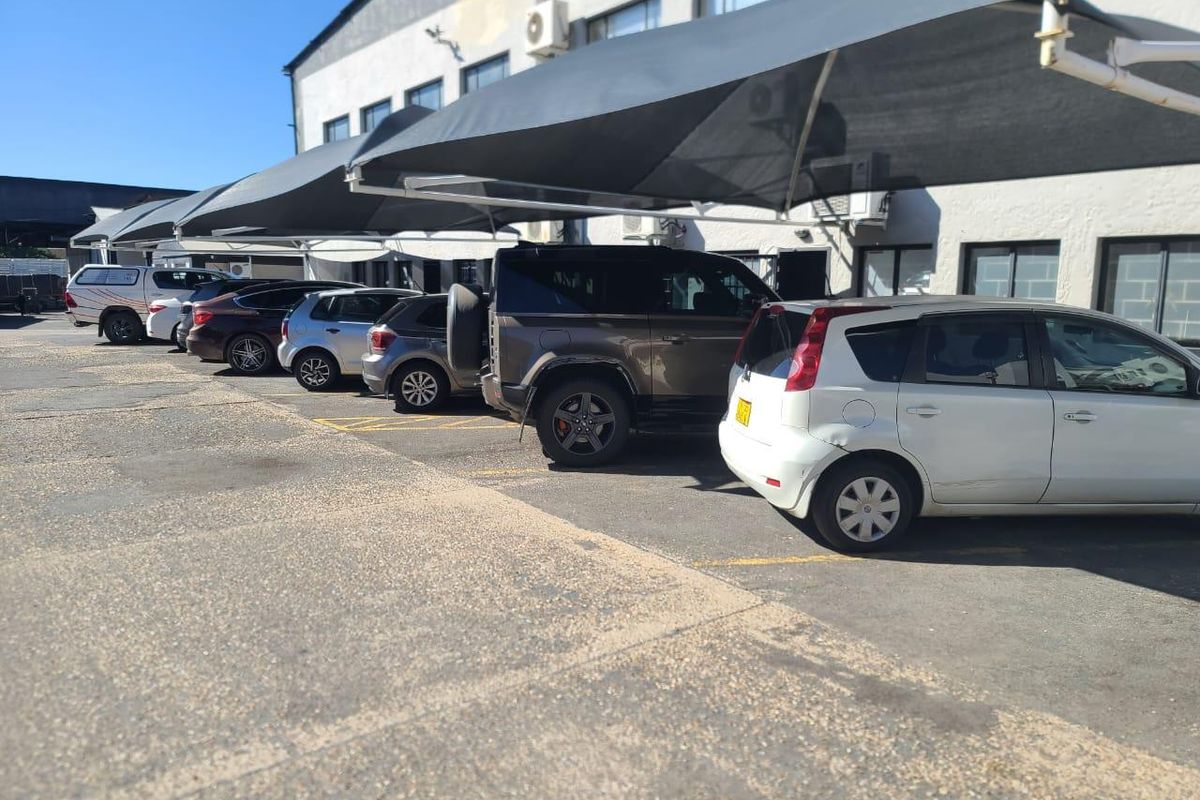 Office to let Northern Industrial - Photo 3