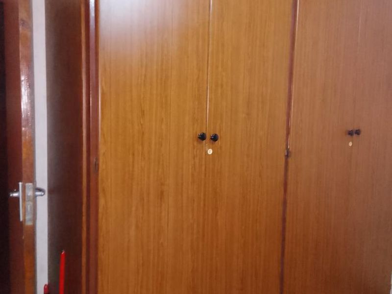 2 Bedroom Apartment in Overton Flats - Photo 3