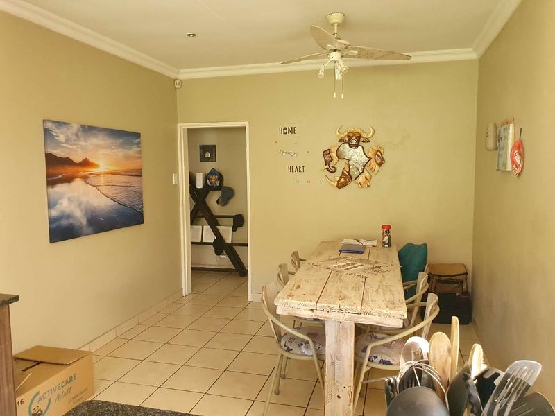 Neat Family home. - Photo 5