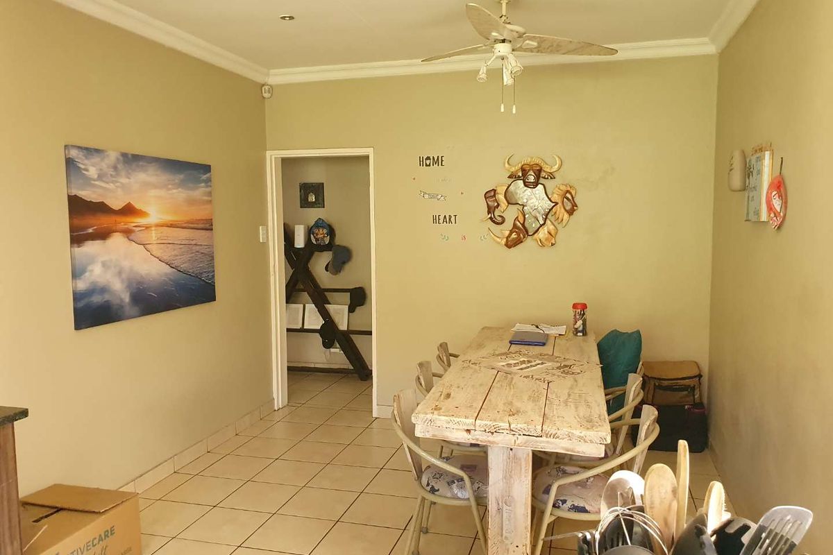 Neat Family home. - Photo 5