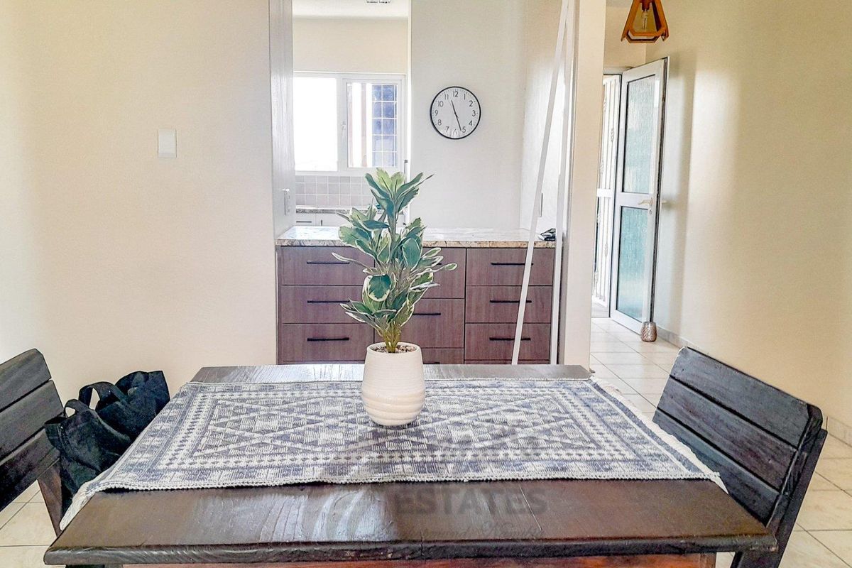 Partially Furnished To Rent in Central Swakopmund - Photo 4