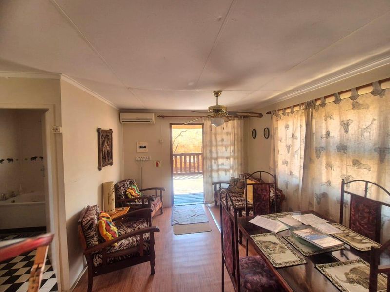 Fully Furnished Timber house - Photo 3
