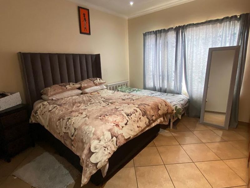Two bedroom apartment for sale - Photo 8