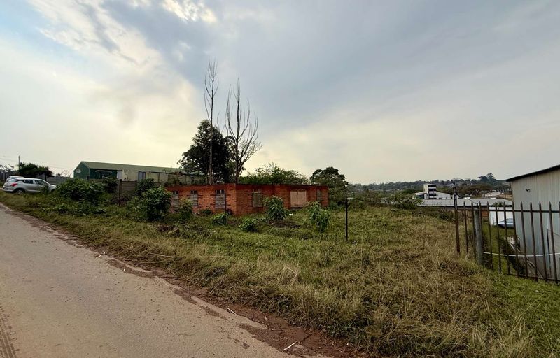 INDUSTRIAL LAND WITH PARTIALLY COMPLETED OFFICE STRUCTURE | MERRIVALE