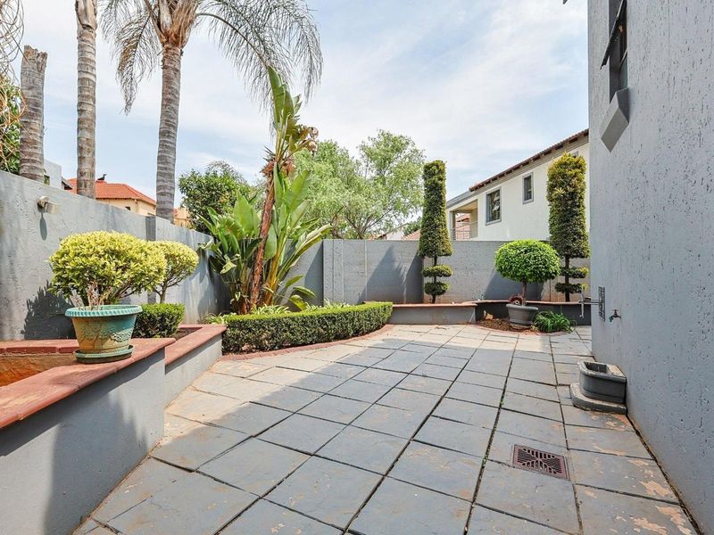 4 Bedroom 3.5 Bathroom For Sale , - Photo 3