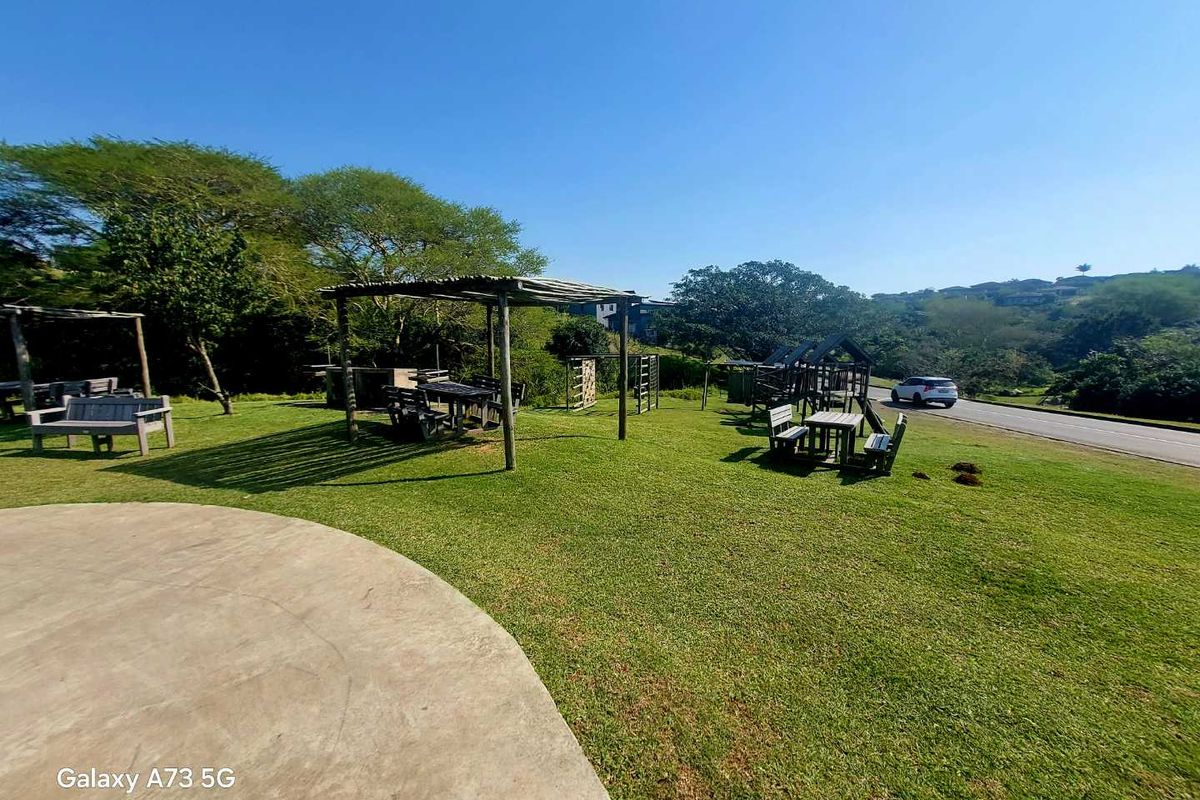 Vacant Land for Sale in Palm Lakes Estate - Photo 3