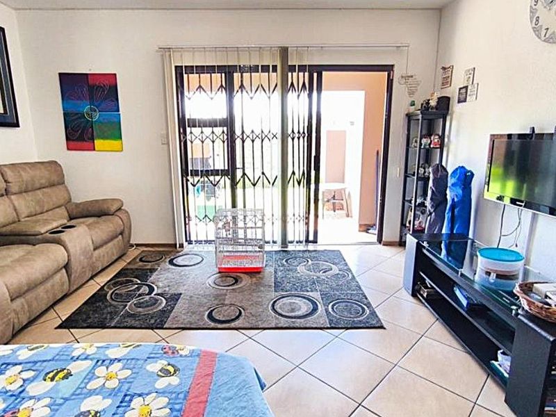 Ground Floor Gem – Ideal for First-Time Buyers or Investors! - Photo 8